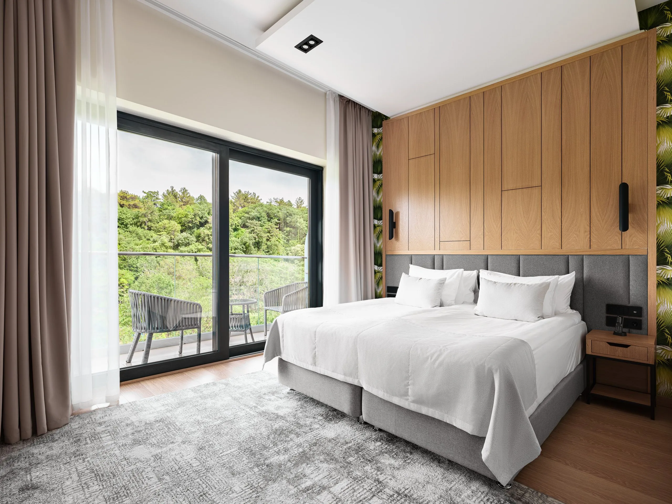 Как приехать и где поставить автомобиль